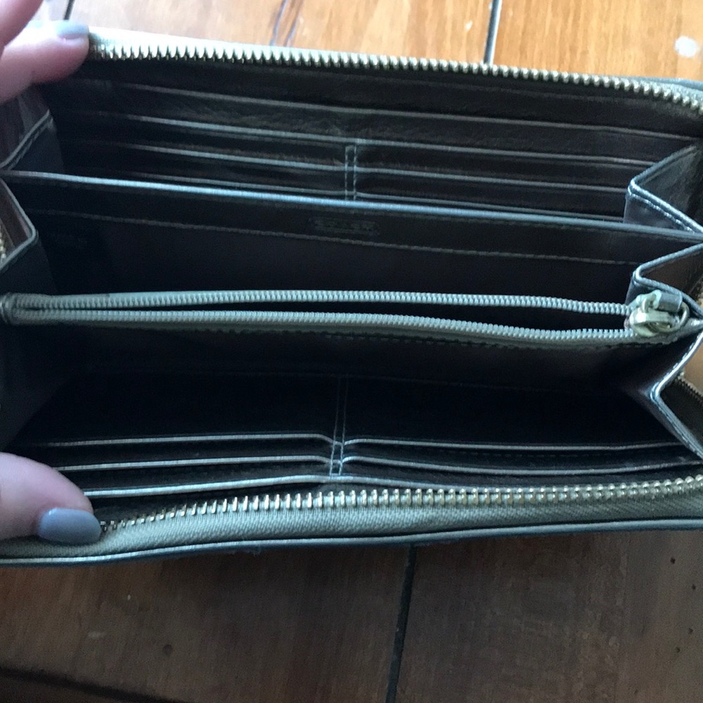 Coach Wallet - Picture 2 of 4